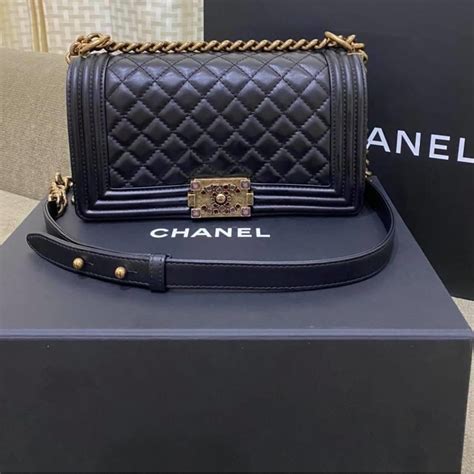 chanel boy 10 ราคา|ราคากระเป๋า Chanel.